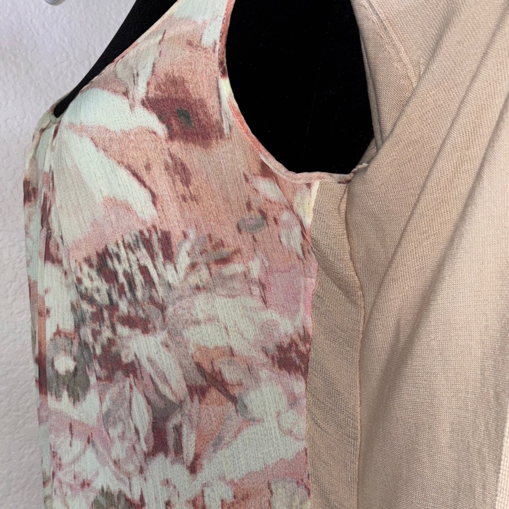 New York & Company Beige Cardigan with Floral Top - Picture 6 of 7
